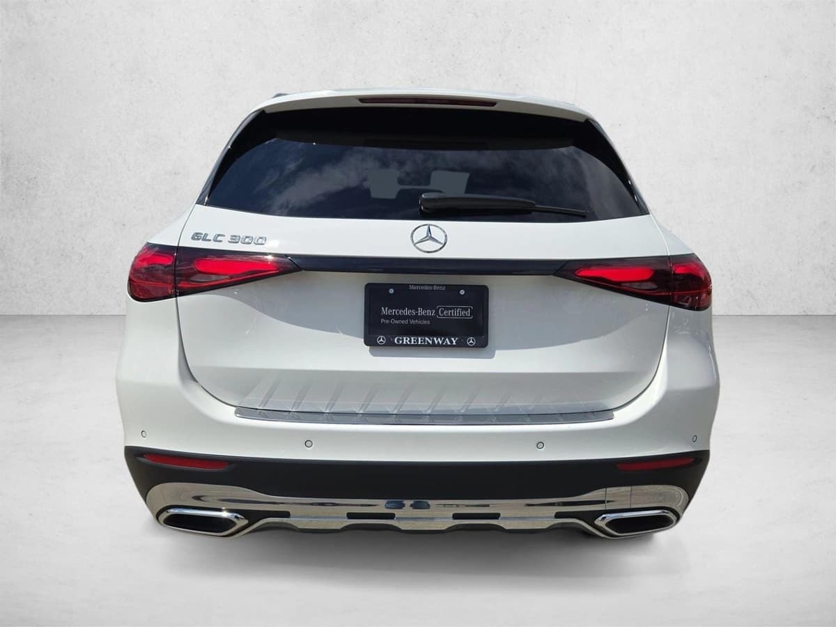 2026 Mercedes-Benz GLC 5