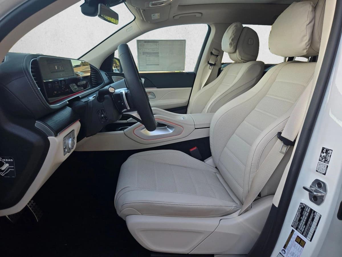 2026 Mercedes-Benz GLS 3