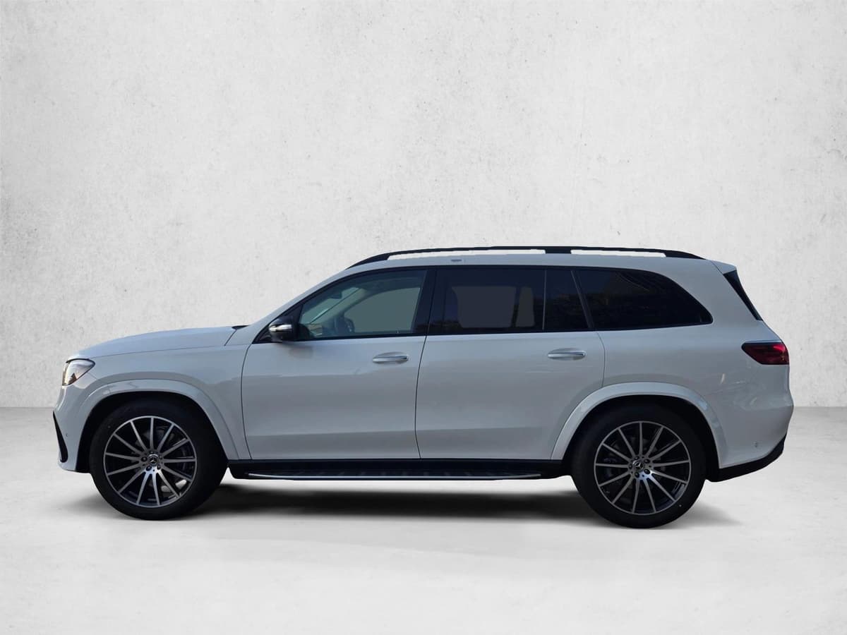 2026 Mercedes-Benz GLS 4