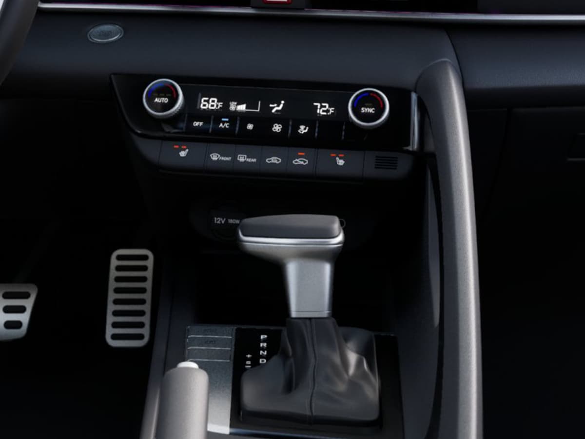 2026 Hyundai Elantra 10