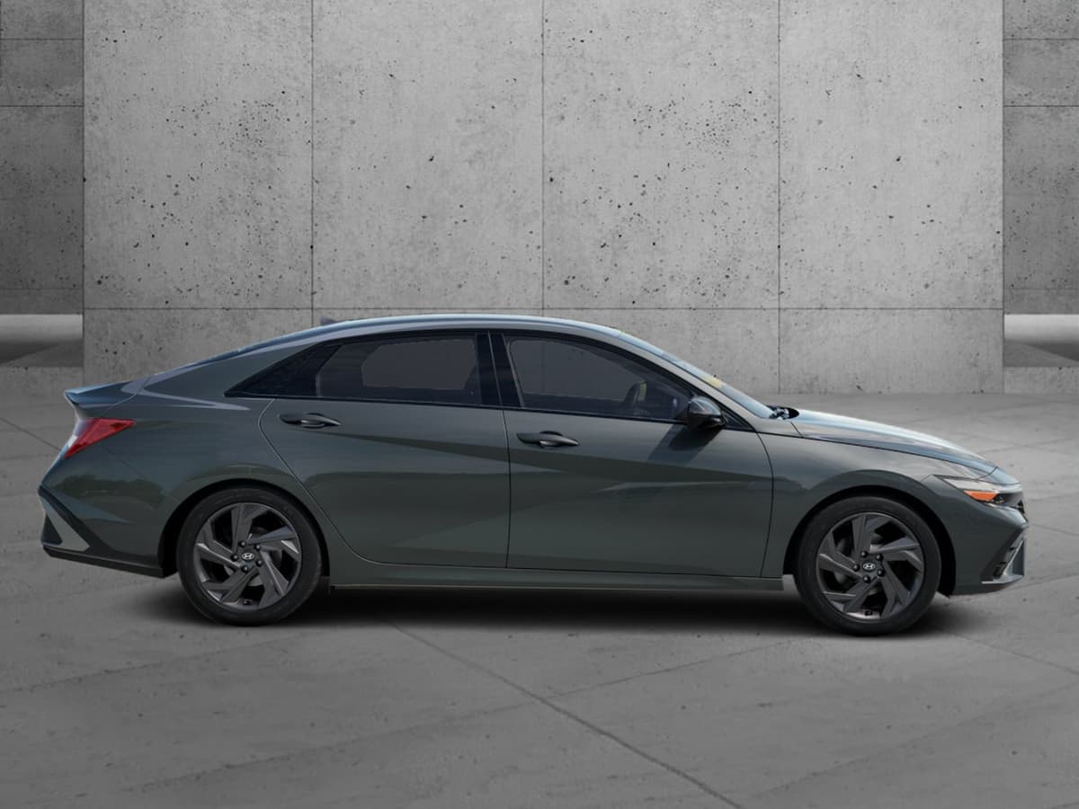 2026 Hyundai Elantra 6