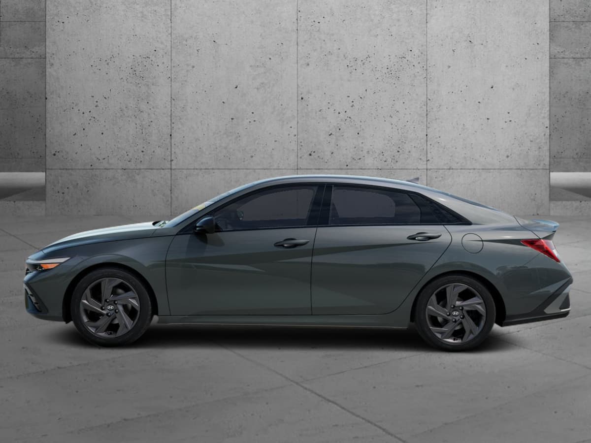 2026 Hyundai Elantra 3
