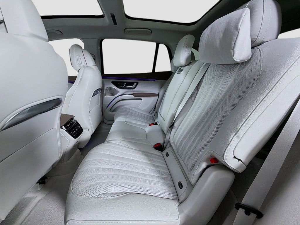 2026 Mercedes-Benz EQS SUV 25