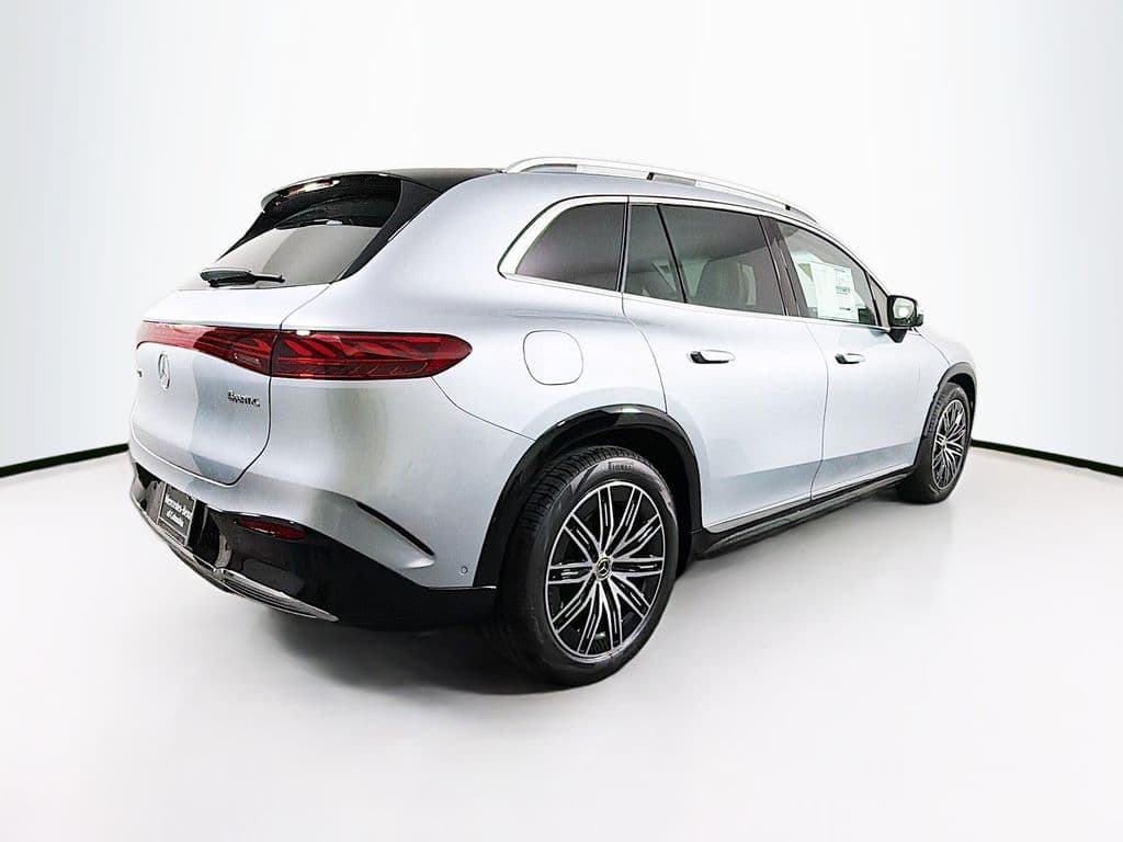 2026 Mercedes-Benz EQS SUV 7