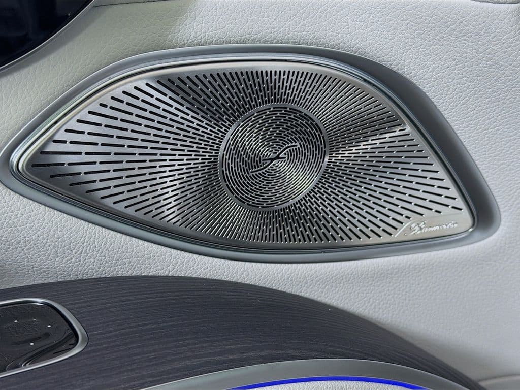 2026 Mercedes-Benz EQS SUV 22