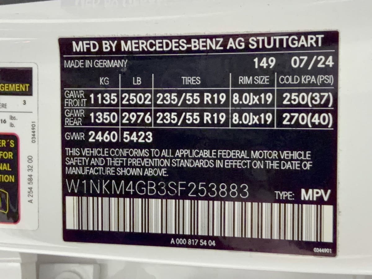 2025 Mercedes-Benz GLC 32