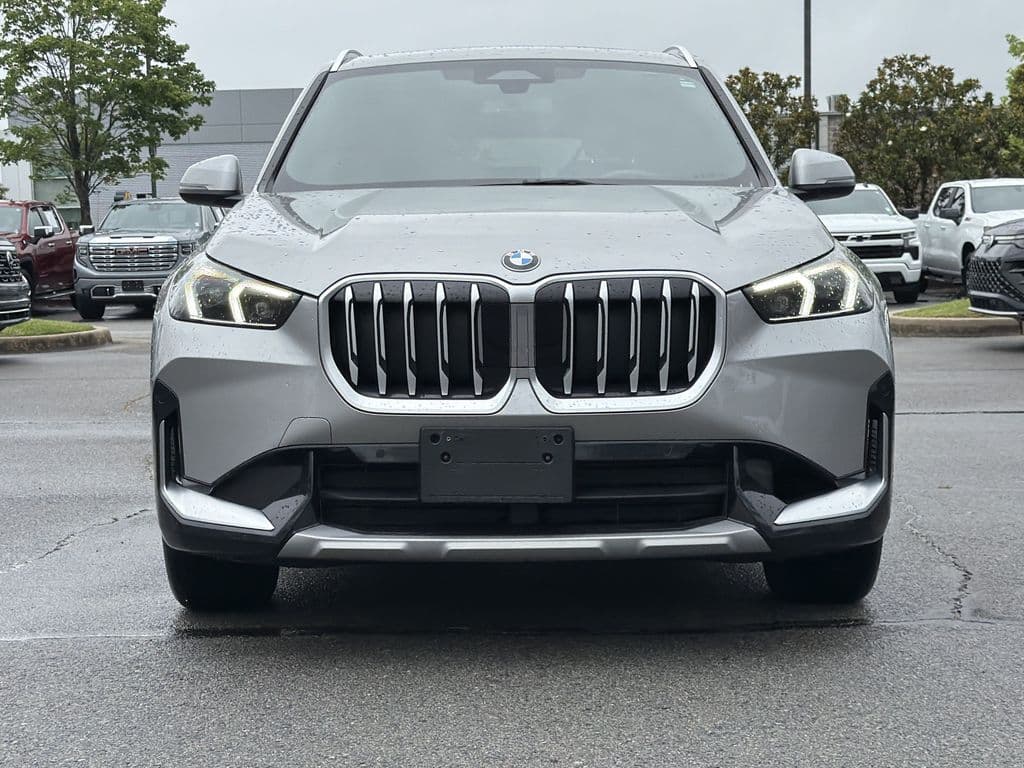 2025 BMW X1 8