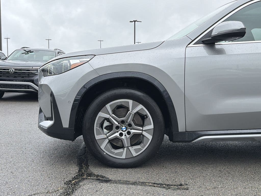 2025 BMW X1 9