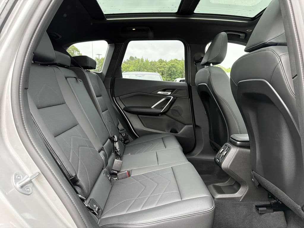 2025 BMW X1 16