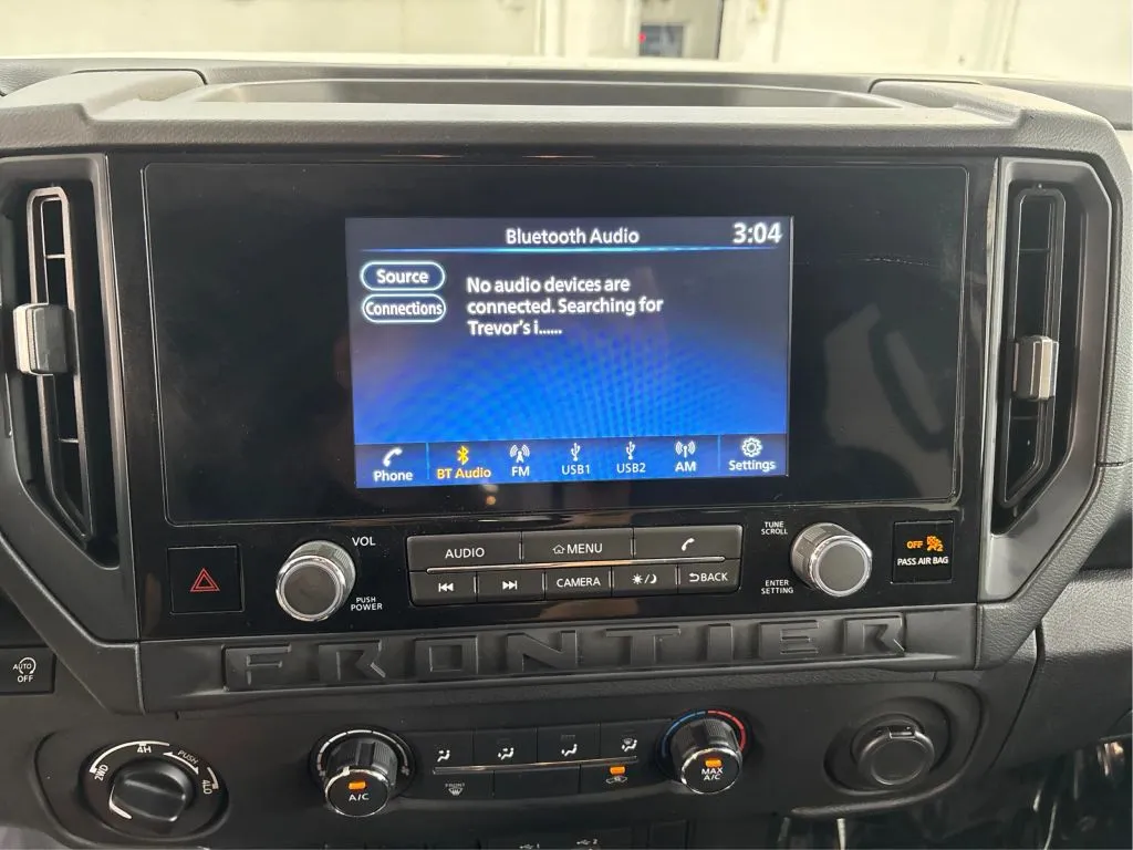 2025 Nissan Frontier 42