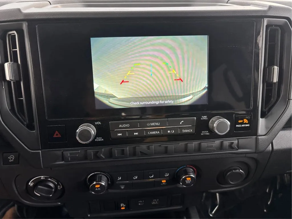 2025 Nissan Frontier 34