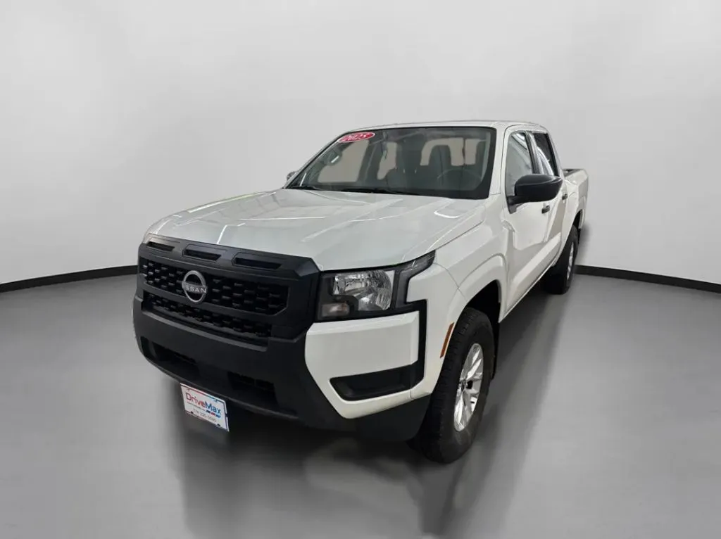 2025 Nissan Frontier 4