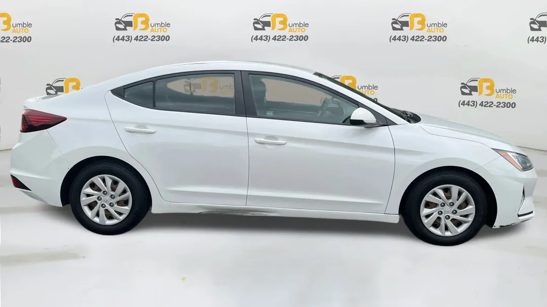 2019 Hyundai Elantra 4