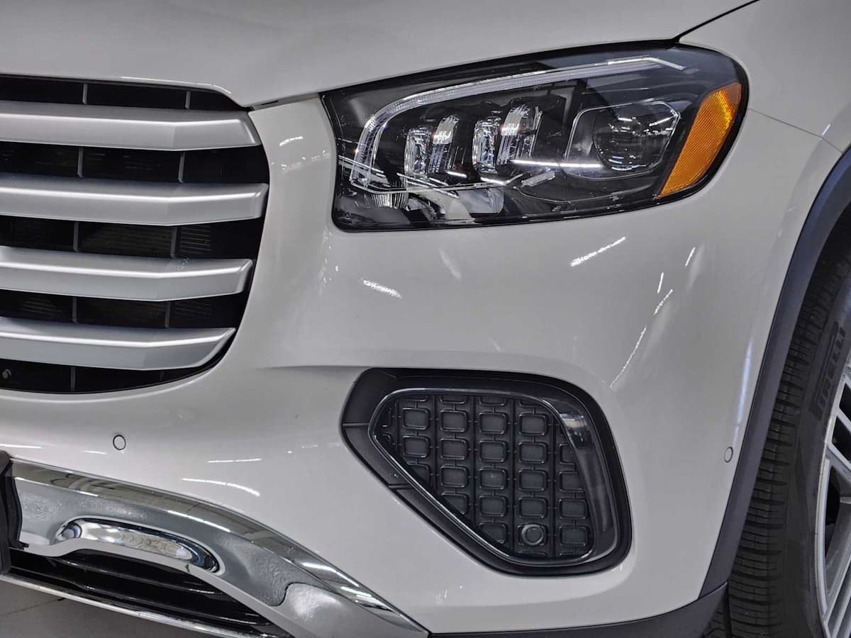 2026 Mercedes-Benz GLS 10
