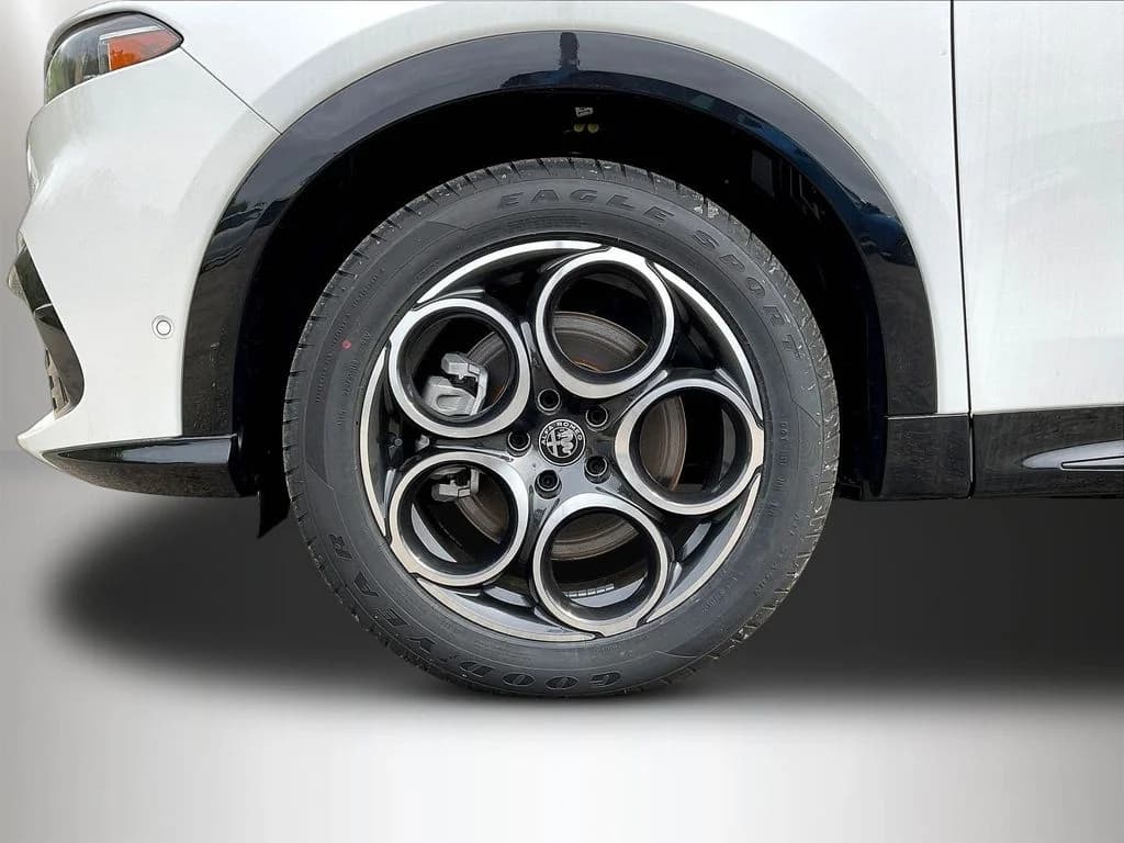 2026 Alfa Romeo Tonale 11
