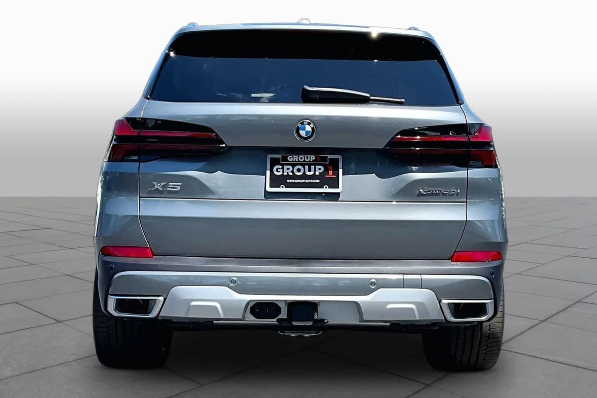 2026 BMW X5 2