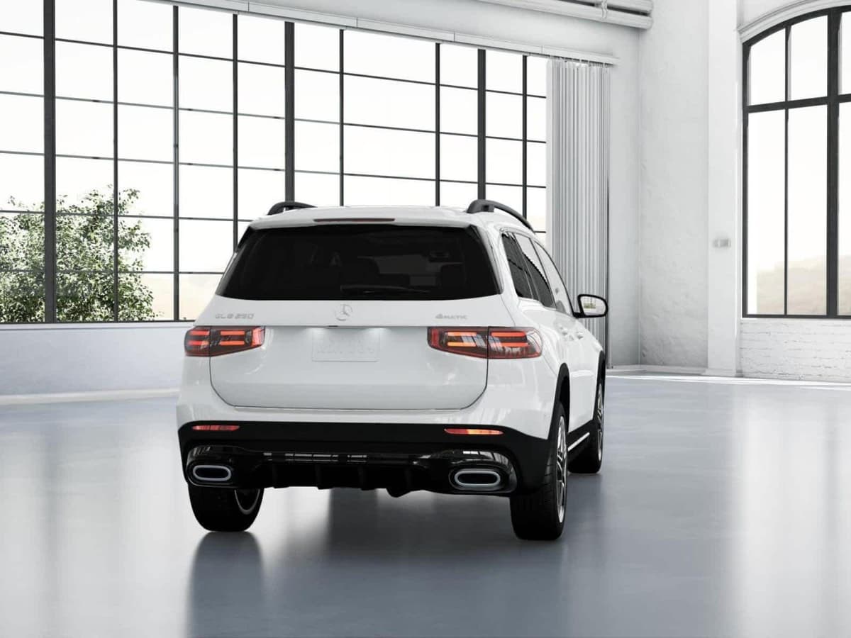 2026 Mercedes-Benz GLB 21