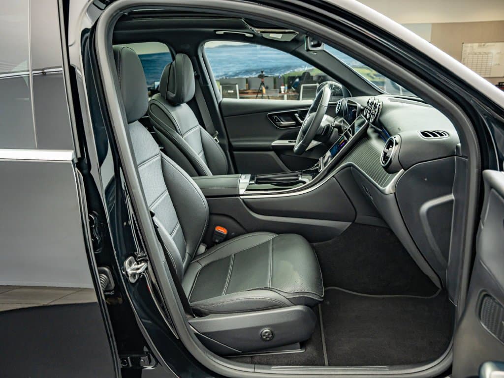 2026 Mercedes-Benz GLC 33