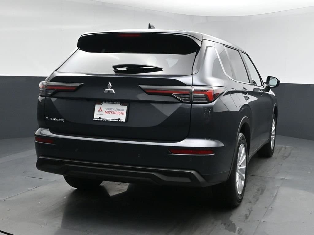 2026 Mitsubishi Outlander 16