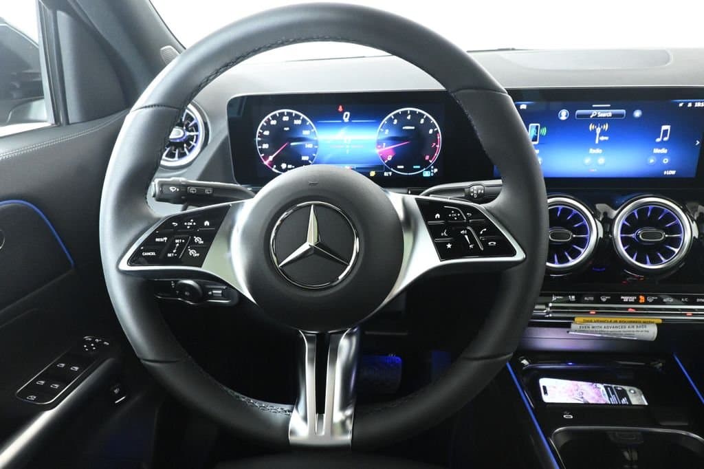 2026 Mercedes-Benz GLA 15
