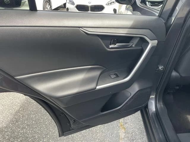 2024 Toyota RAV4 17