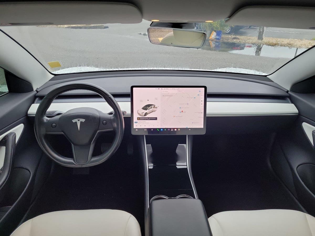 2018 Tesla Model 3 9