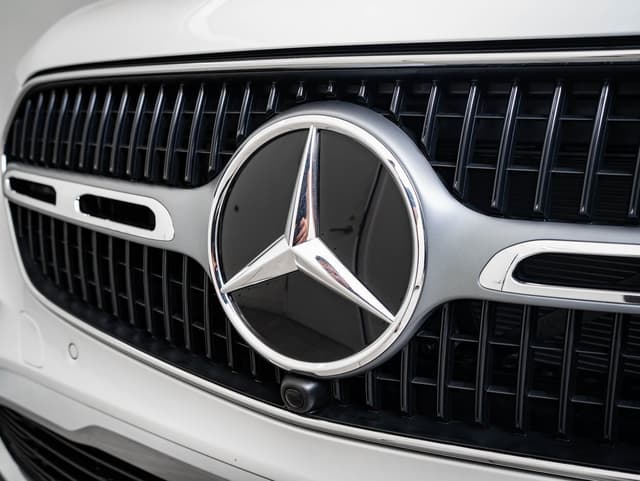 2026 Mercedes-Benz GLC