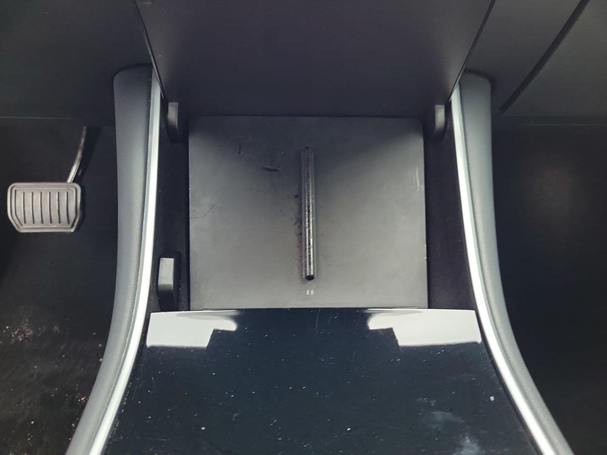 2018 Tesla Model 3 28