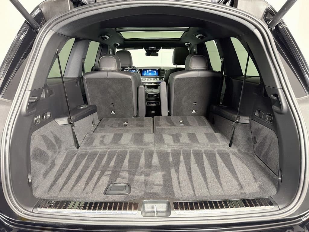 2026 Mercedes-Benz GLS 26