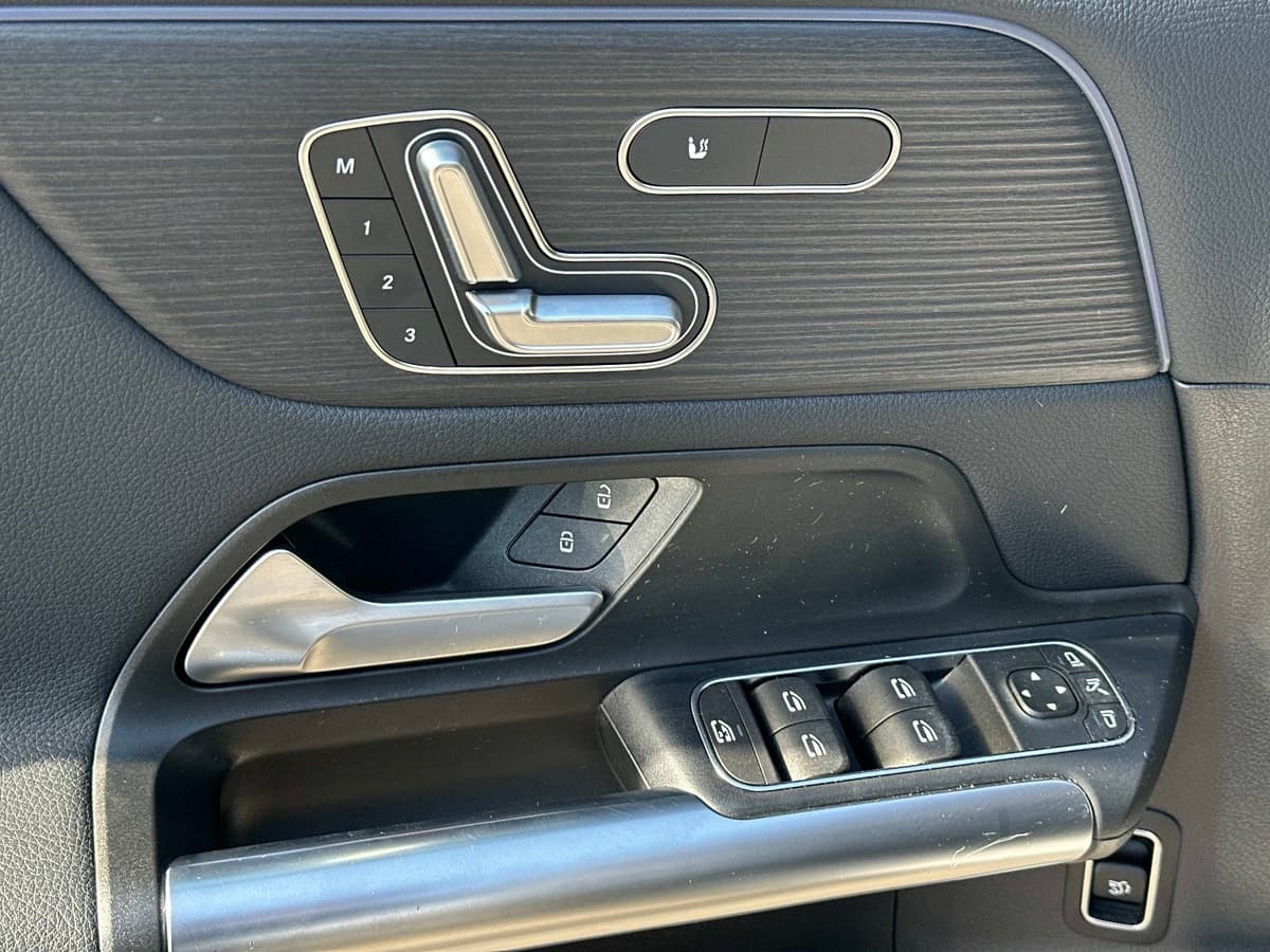 2026 Mercedes-Benz GLA 14