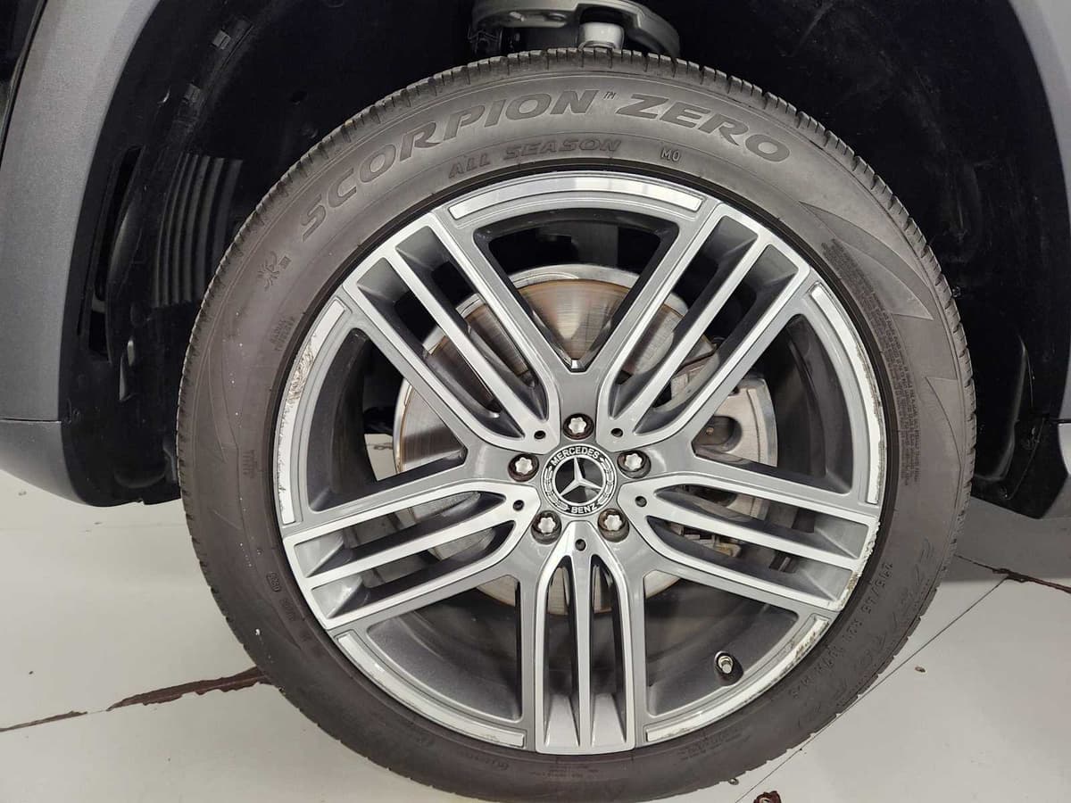 2026 Mercedes-Benz GLS 6