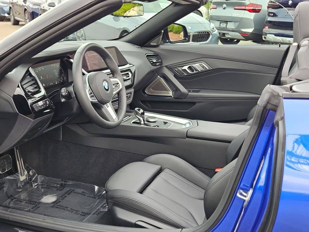 2026 BMW Z4 17