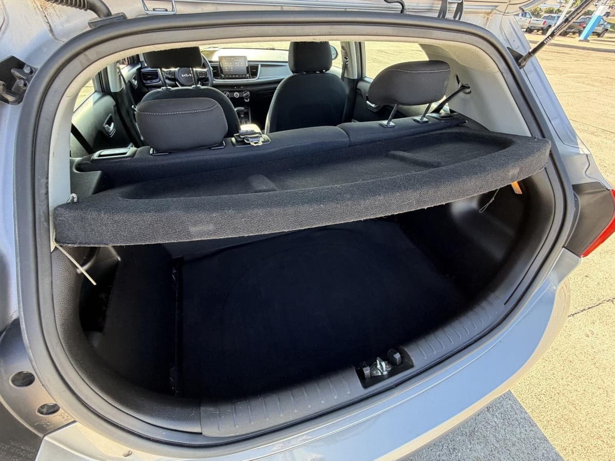 2023 Kia Rio 5-Door 22