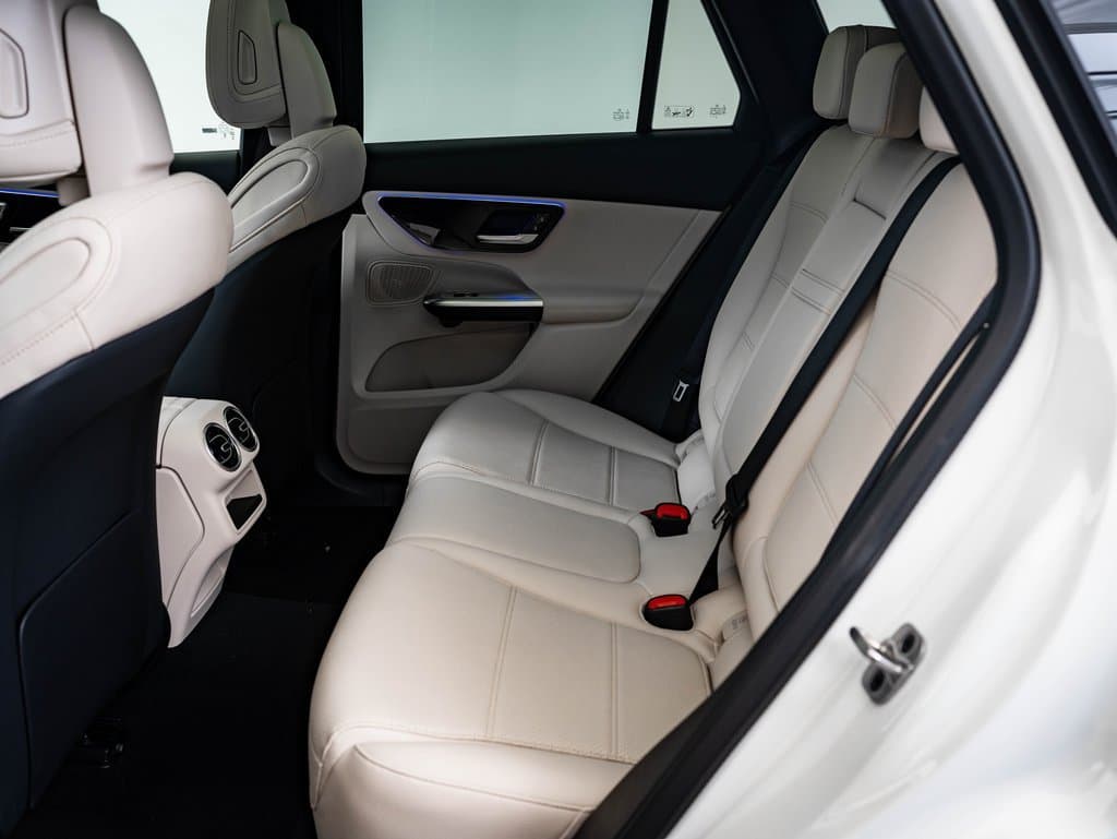 2026 Mercedes-Benz GLC 31