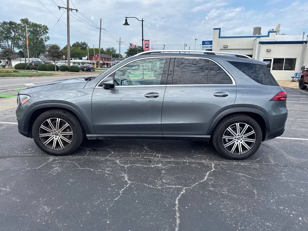 2026 Mercedes-Benz GLE 11