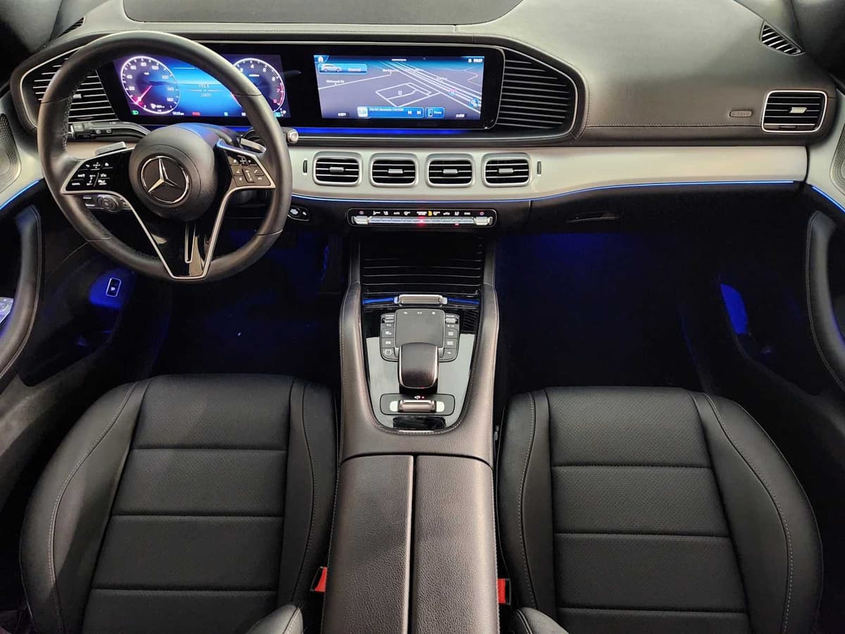 2026 Mercedes-Benz GLS 2