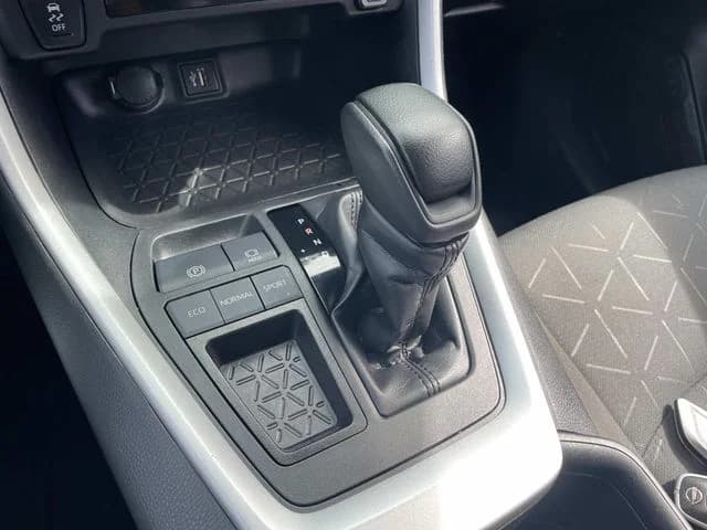 2024 Toyota RAV4 26