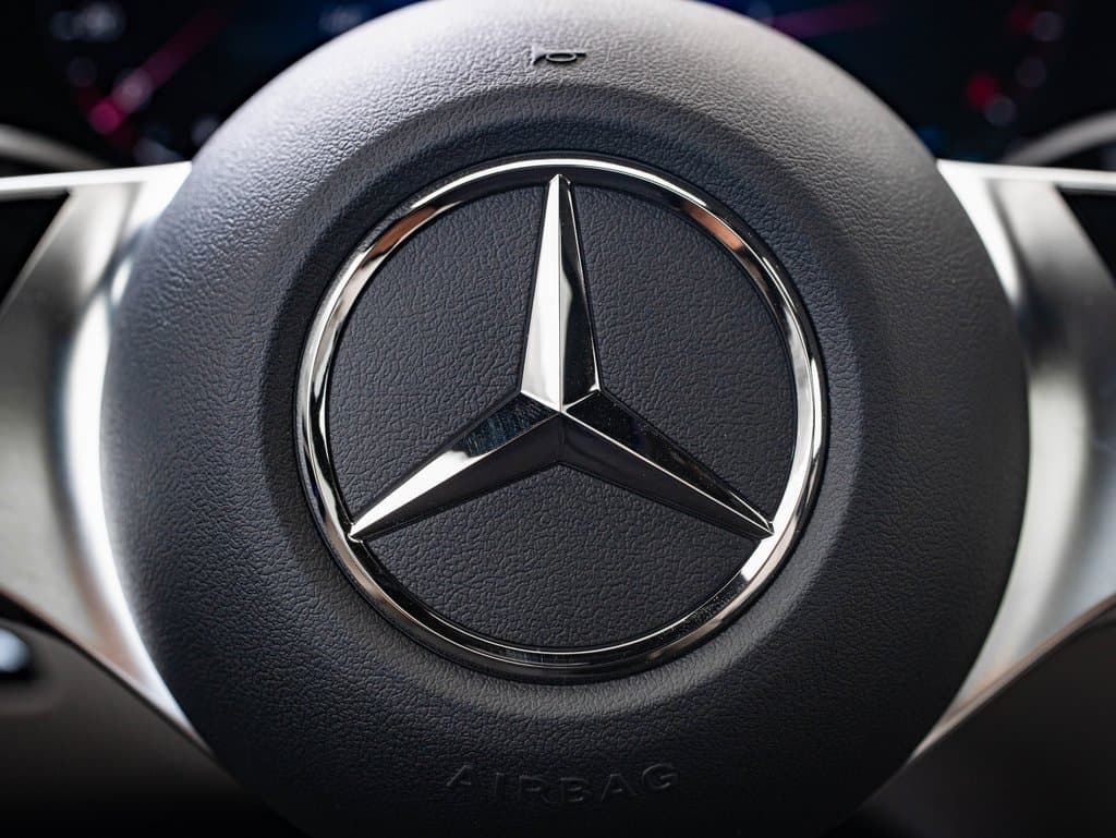 2026 Mercedes-Benz GLC 24