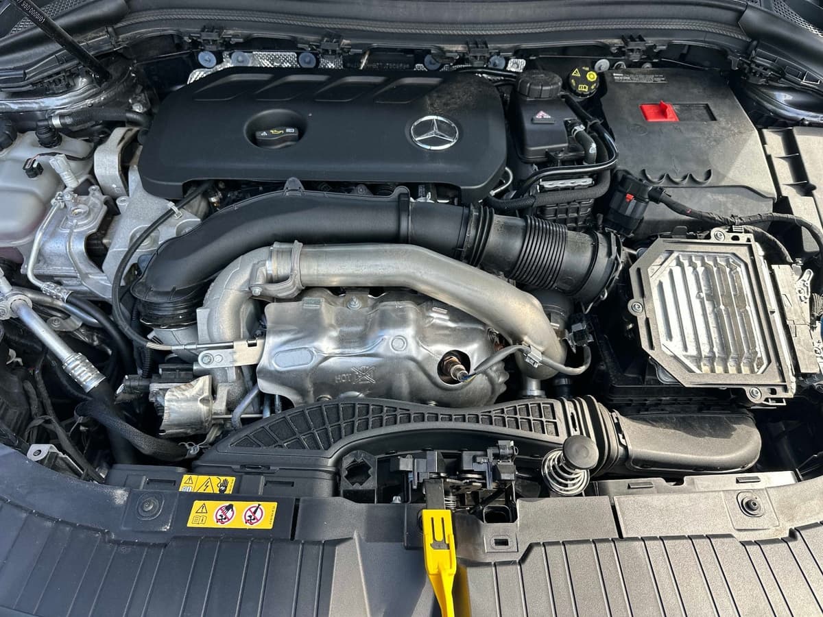 2026 Mercedes-Benz GLA 8