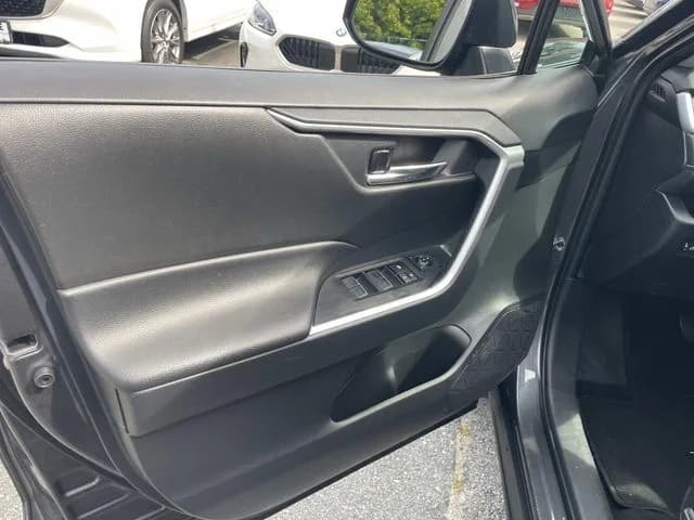 2024 Toyota RAV4 18