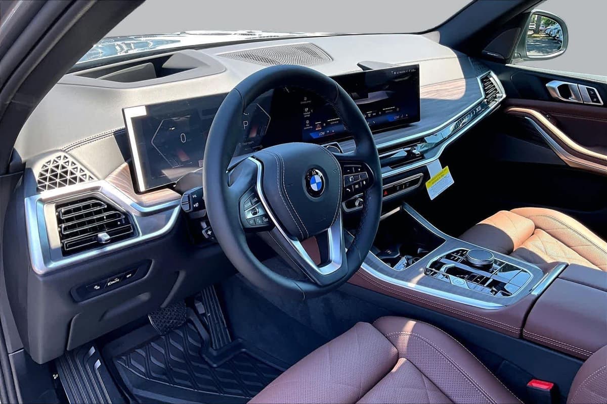2026 BMW X5 6