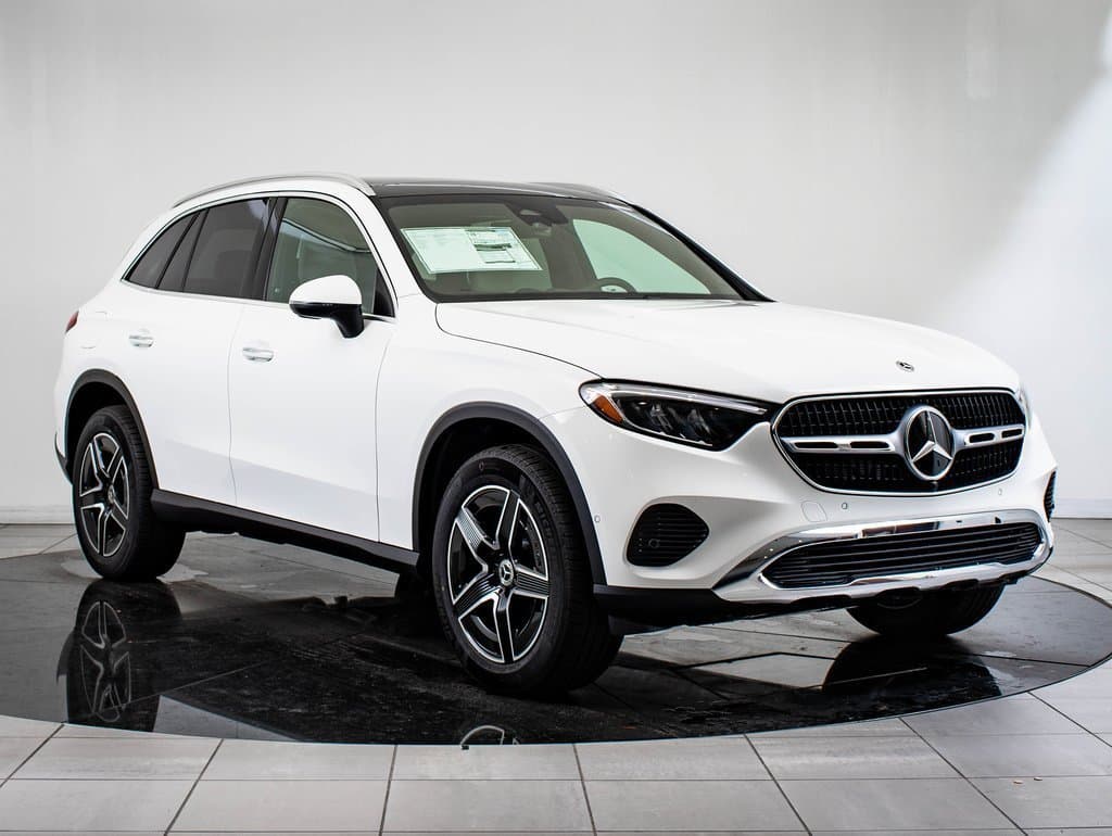 2026 Mercedes-Benz GLC 3