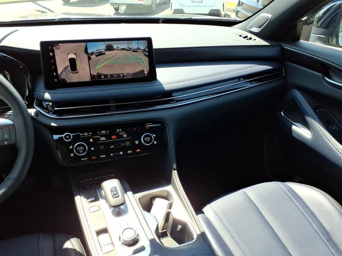 2026 INFINITI QX60 12