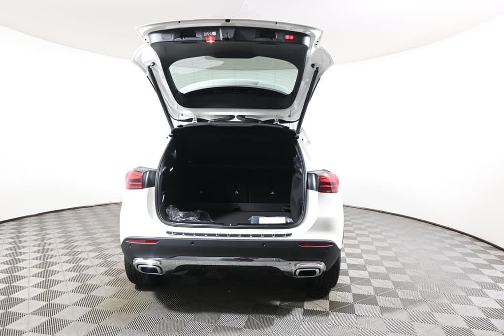 2026 Mercedes-Benz GLA 32