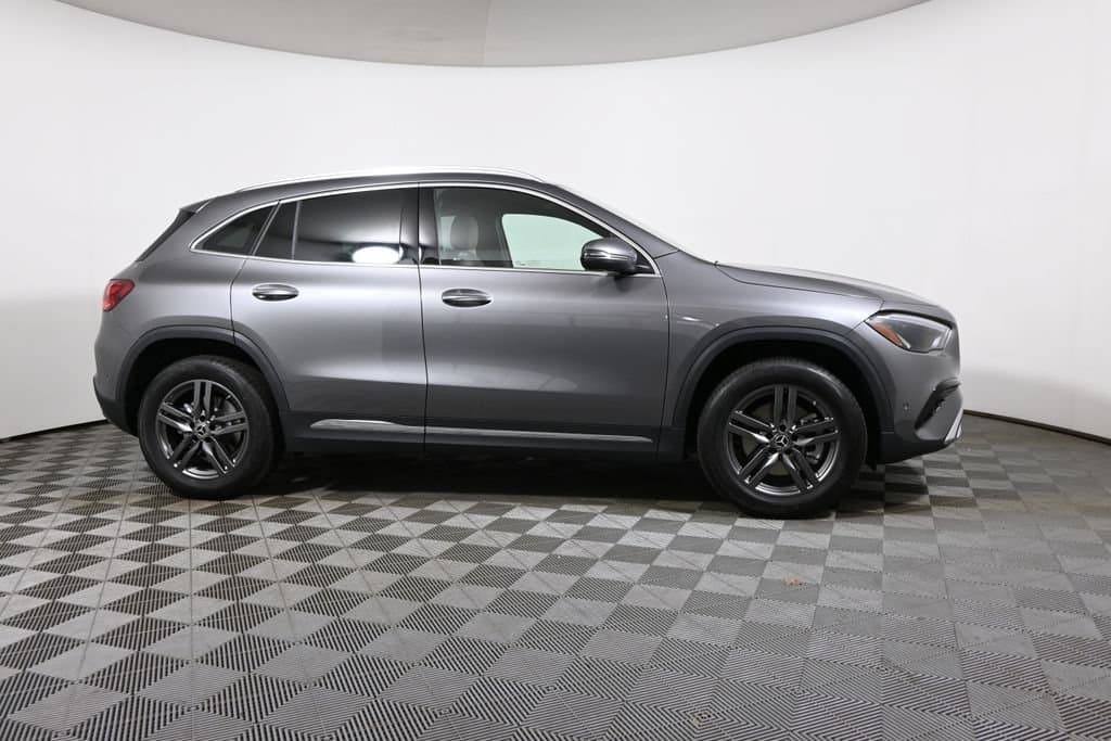 2026 Mercedes-Benz GLA 43