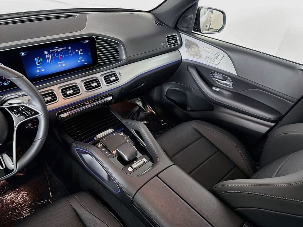 2026 Mercedes-Benz GLS 23