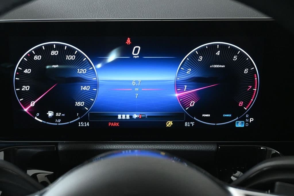 2026 Mercedes-Benz GLA 17