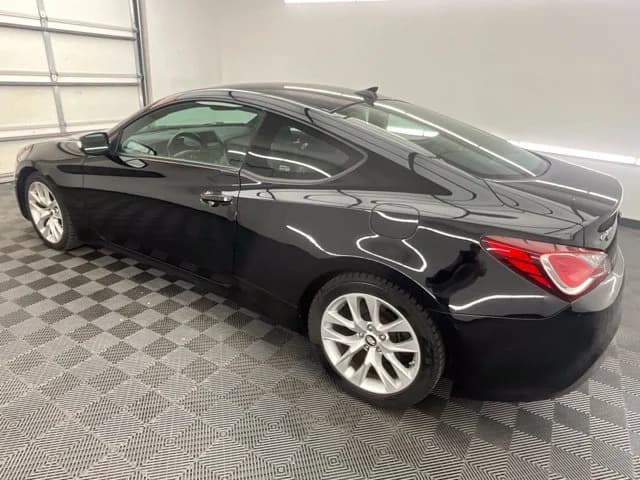 2015 Hyundai Genesis Coupe 18