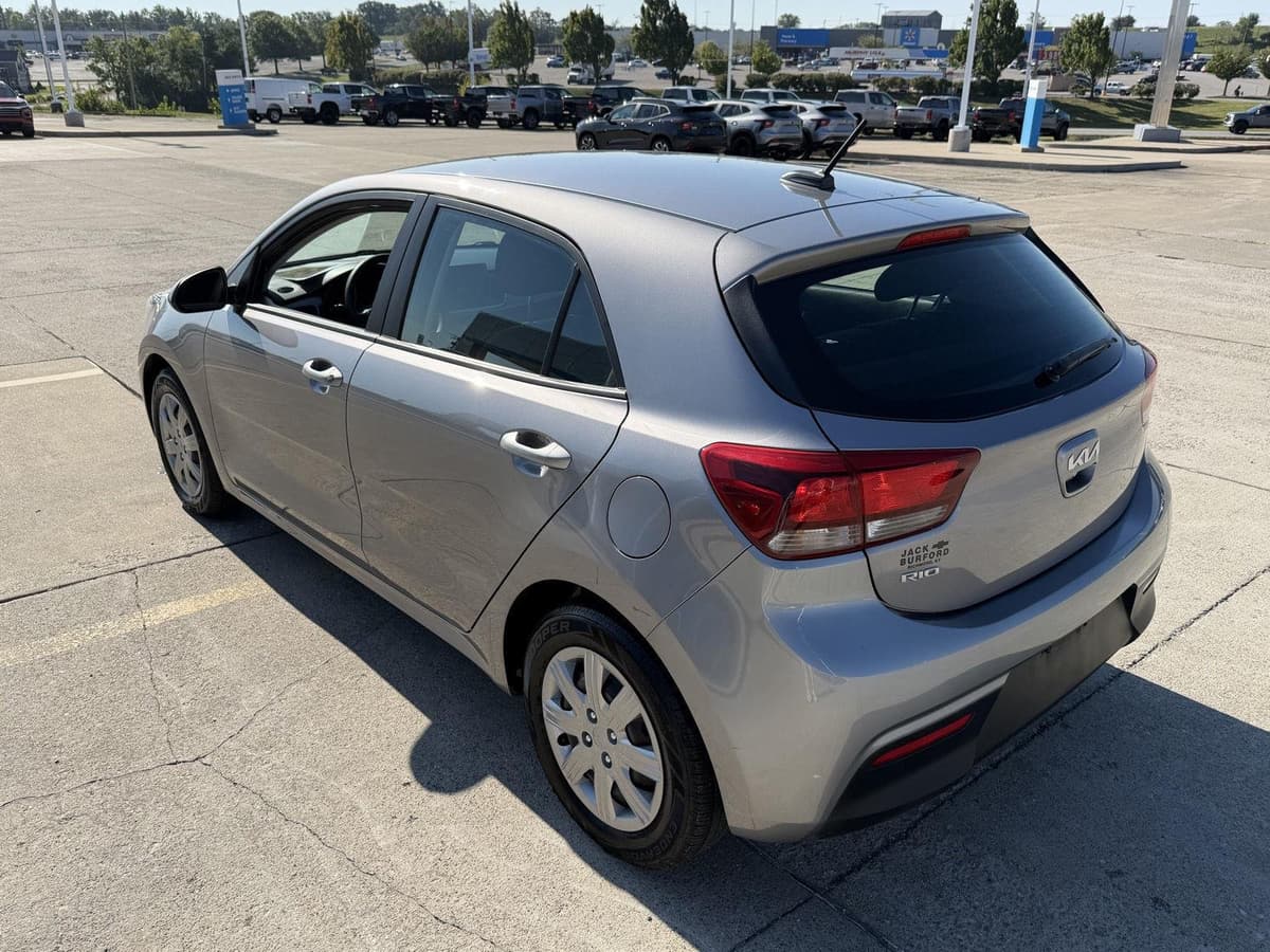 2023 Kia Rio 5-Door 33