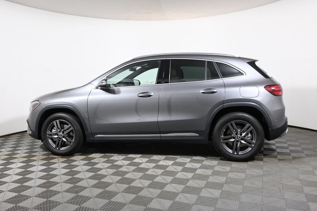 2026 Mercedes-Benz GLA 74